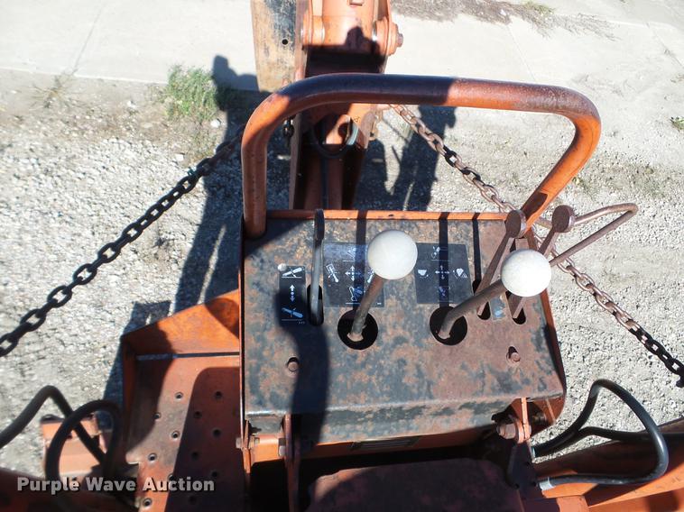 image for item DX9539 1989 Ditch Witch 6510DD trencher