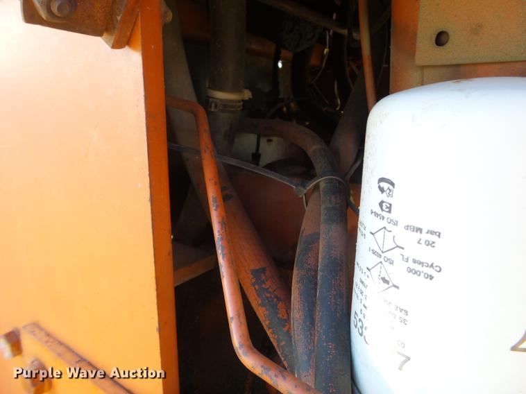 image for item DX9539 1989 Ditch Witch 6510DD trencher