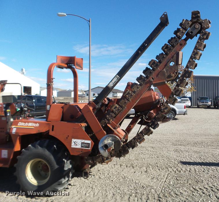 image for item DX9539 1989 Ditch Witch 6510DD trencher