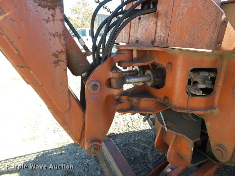 image for item DX9539 1989 Ditch Witch 6510DD trencher