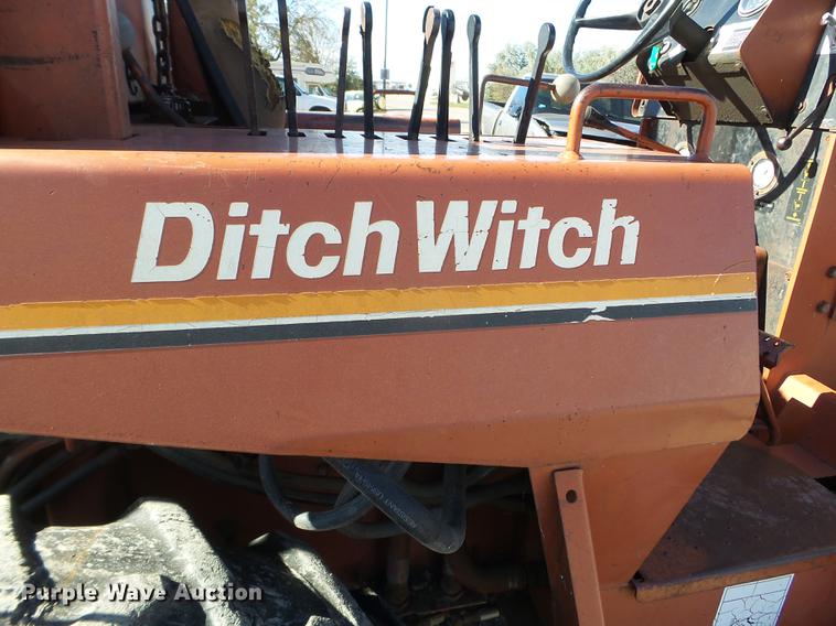 image for item DX9539 1989 Ditch Witch 6510DD trencher