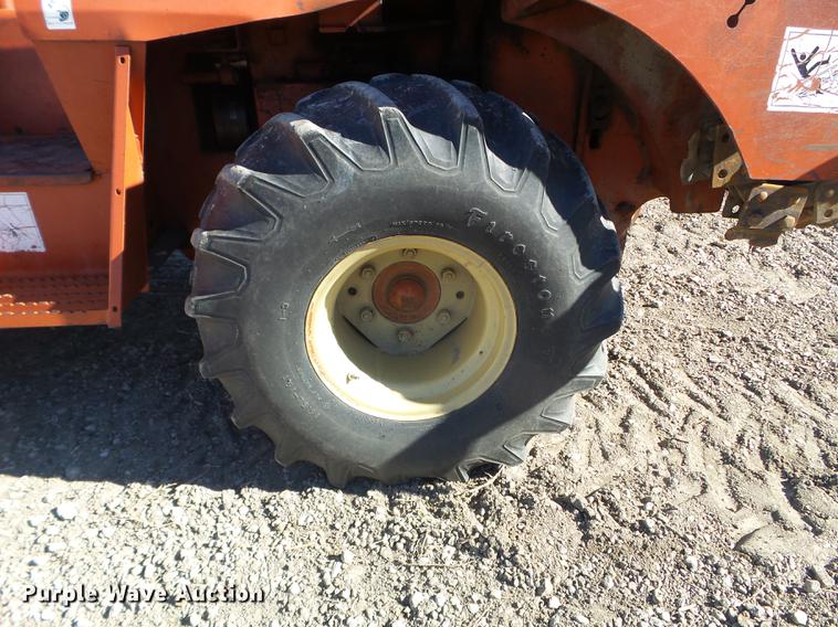 image for item DX9539 1989 Ditch Witch 6510DD trencher