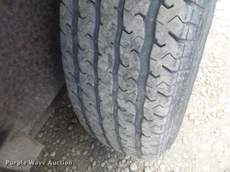 image for item DX9541 2007 PJ 8X20CARH tilt deck trailer