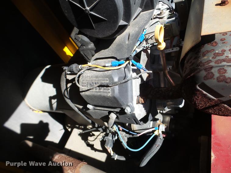 image for item DX9566 2001 Vac-tron vacuum trailer