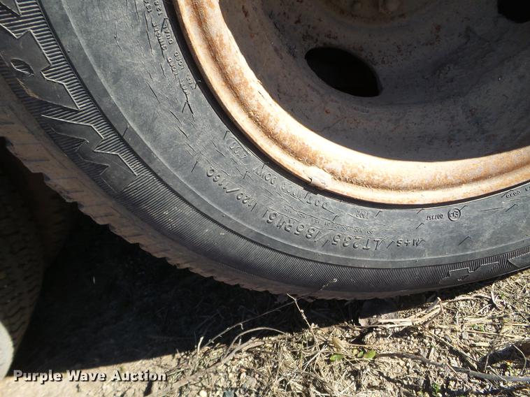 image for item DX9566 2001 Vac-tron vacuum trailer