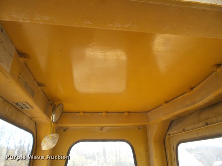 image for item DX9567 1987 Dresser TD25G dozer