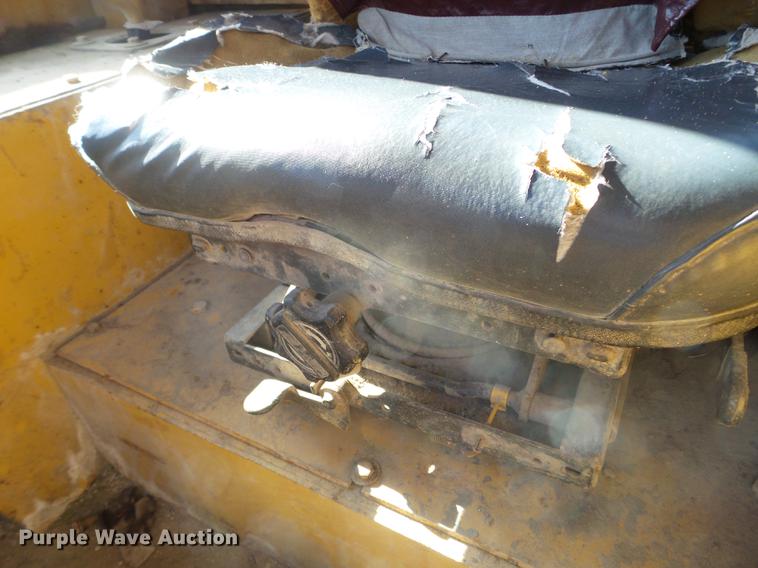 image for item DX9567 1987 Dresser TD25G dozer