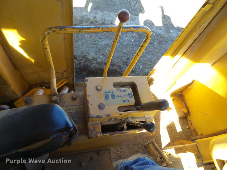 image for item DX9567 1987 Dresser TD25G dozer