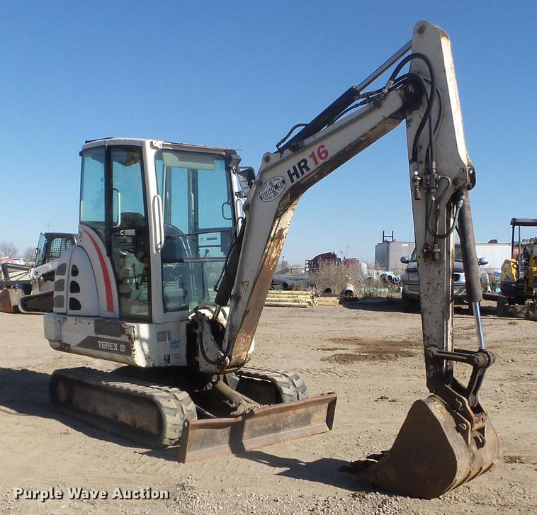 image for item DX9571 2005 Terex HR16 mini excavator