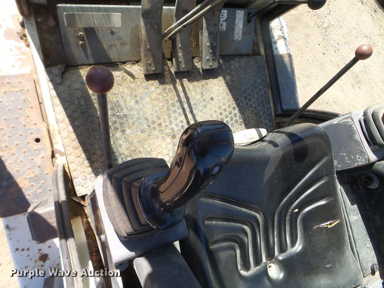 image for item DX9571 2005 Terex HR16 mini excavator