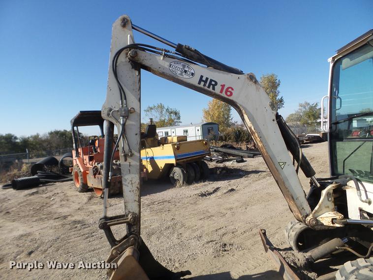 image for item DX9571 2005 Terex HR16 mini excavator