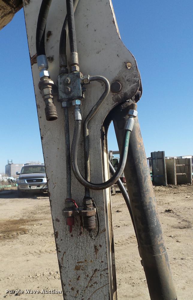 image for item DX9571 2005 Terex HR16 mini excavator