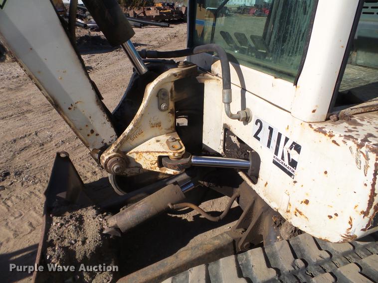 image for item DX9571 2005 Terex HR16 mini excavator