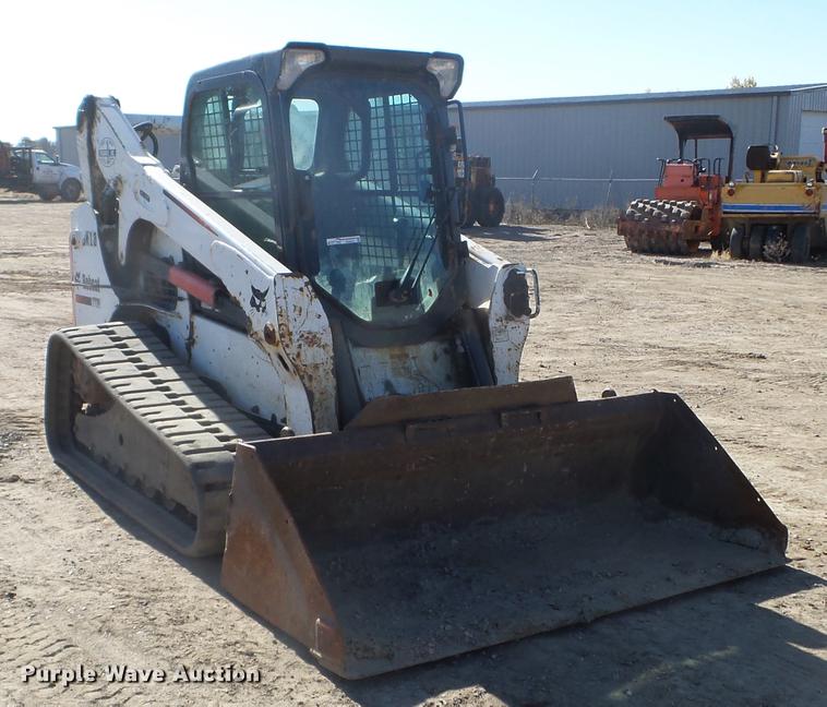 image for item DX9572 2015 Bobcat T770 skid steer