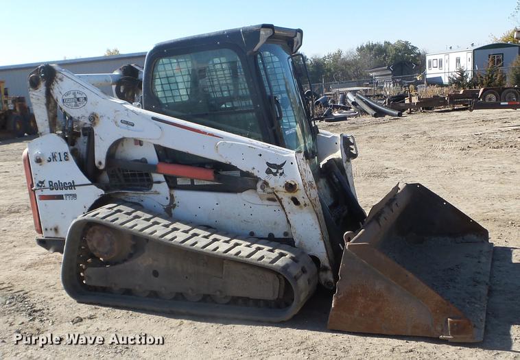 image for item DX9572 2015 Bobcat T770 skid steer