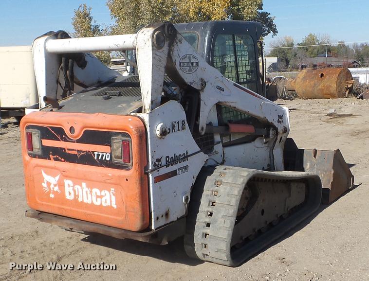 image for item DX9572 2015 Bobcat T770 skid steer