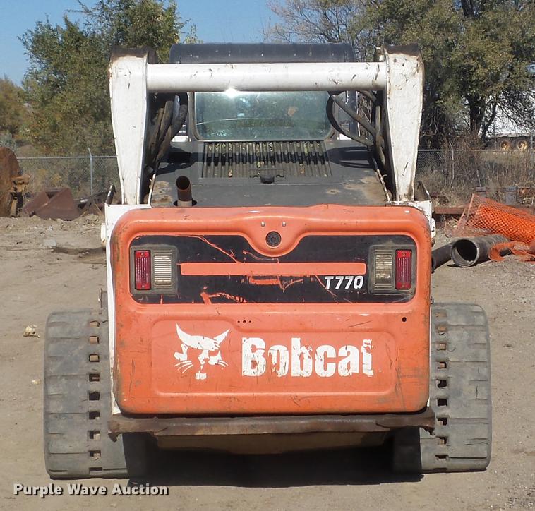 image for item DX9572 2015 Bobcat T770 skid steer