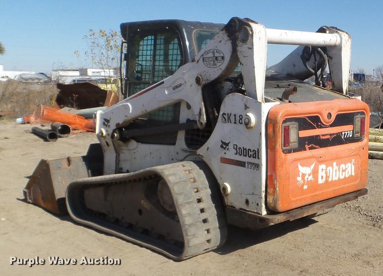 image for item DX9572 2015 Bobcat T770 skid steer