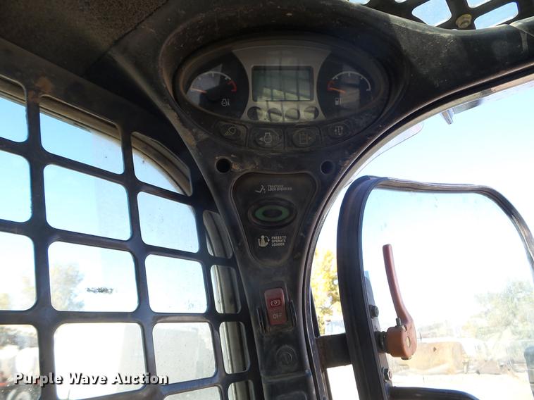 image for item DX9572 2015 Bobcat T770 skid steer