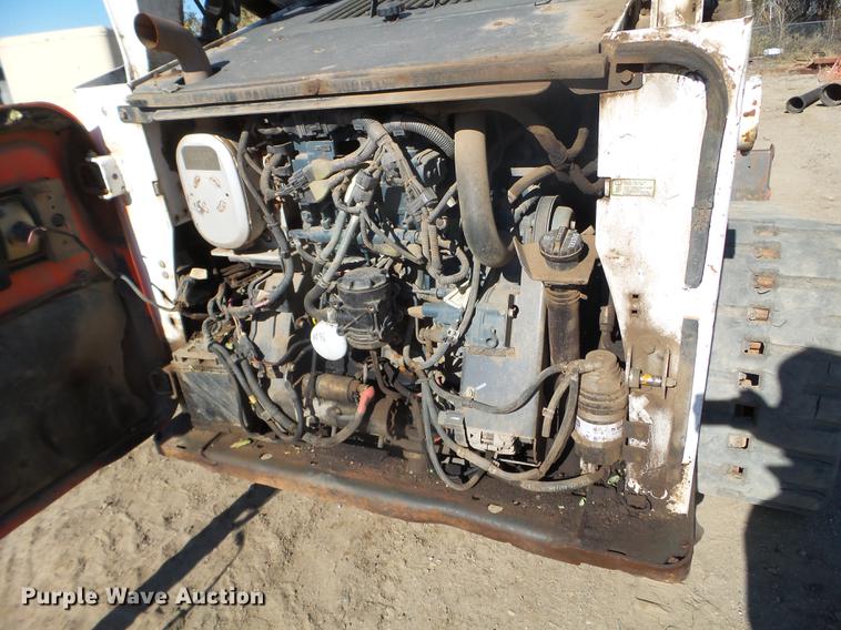 image for item DX9572 2015 Bobcat T770 skid steer