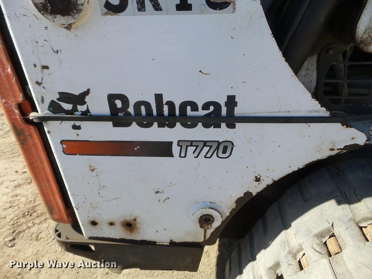 image for item DX9572 2015 Bobcat T770 skid steer