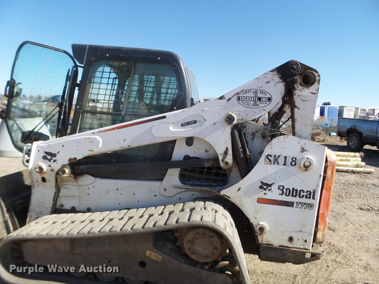 image for item DX9572 2015 Bobcat T770 skid steer