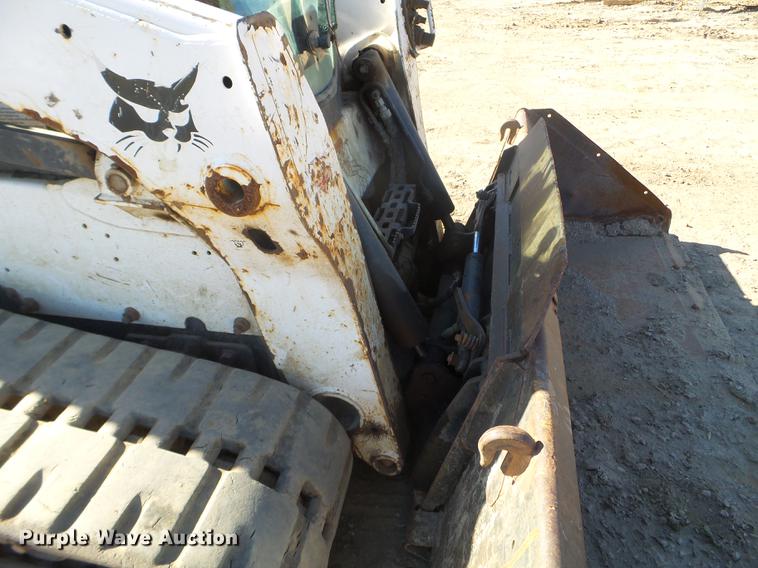 image for item DX9572 2015 Bobcat T770 skid steer