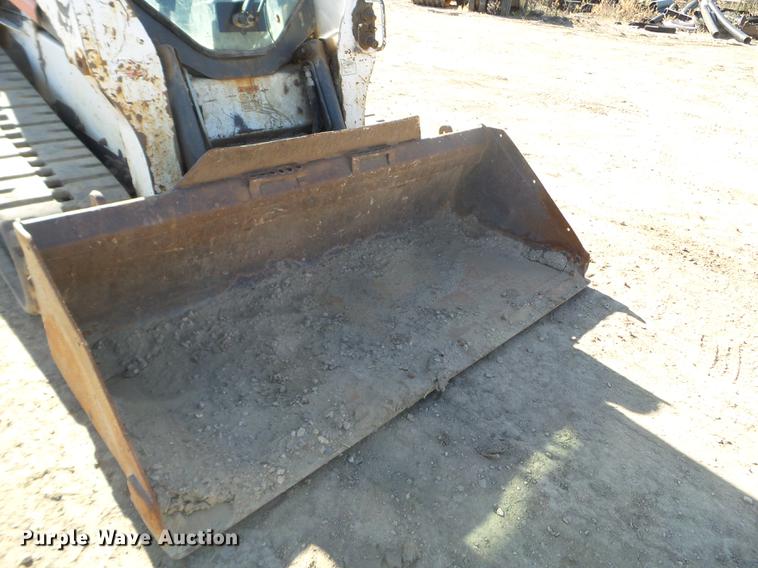 image for item DX9572 2015 Bobcat T770 skid steer