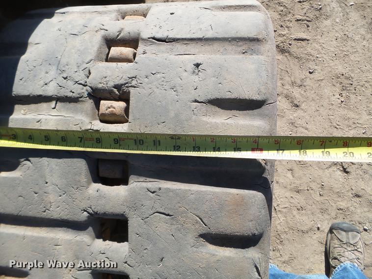 image for item DX9572 2015 Bobcat T770 skid steer