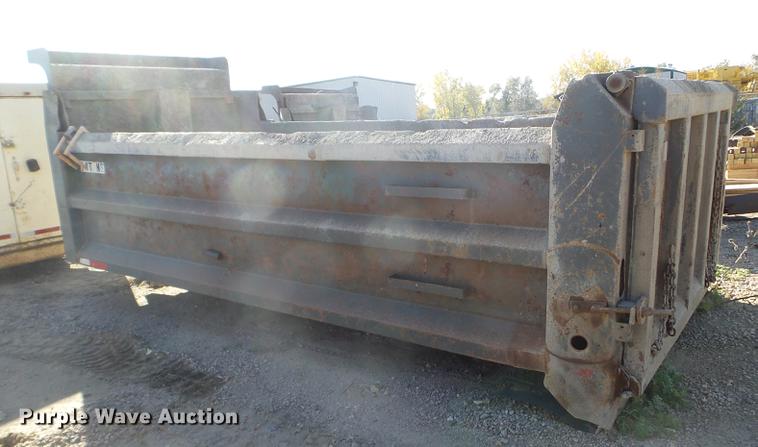image for item DX9573 Henderson XDX16X44 dump bed