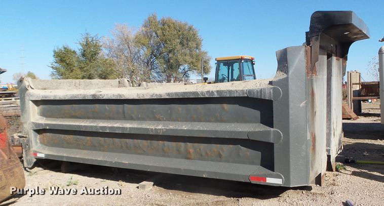 image for item DX9574 Henderson XDX16X44 dump bed