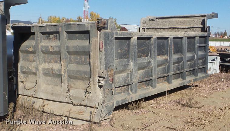 image for item DX9575 Ox Body dump bed