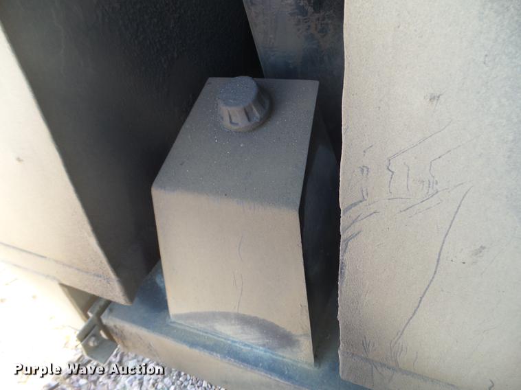 image for item DX9575 Ox Body dump bed