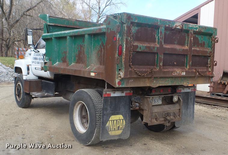 image for item DX9577 1992 Chevrolet Kodiak dump truck