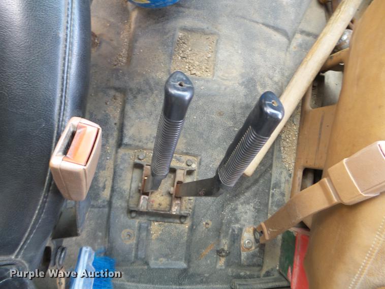 image for item DX9577 1992 Chevrolet Kodiak dump truck