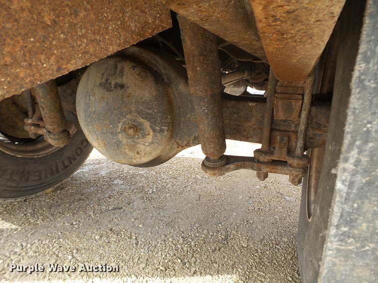 image for item DX9577 1992 Chevrolet Kodiak dump truck