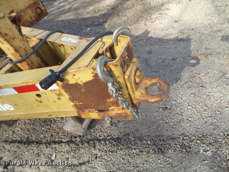 image for item DX9578 1995 Eager Beaver 10HDB equipment trailer