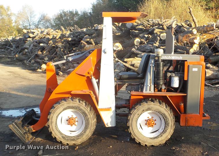 image for item DX9677 Ditch Witch 400LD wheel loader