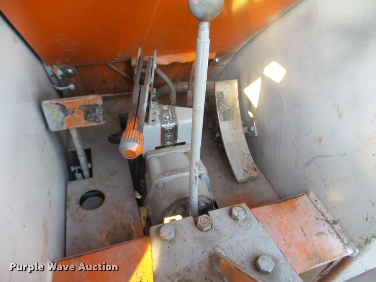 image for item DX9677 Ditch Witch 400LD wheel loader
