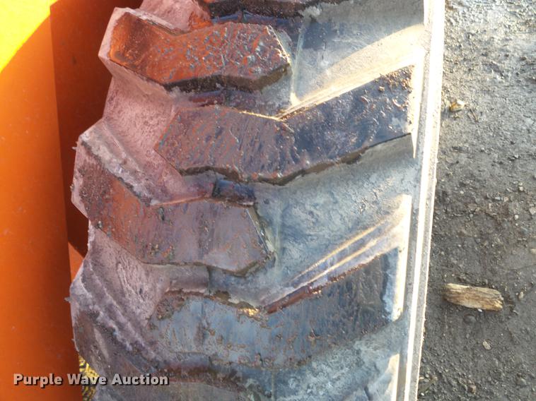 image for item DX9677 Ditch Witch 400LD wheel loader