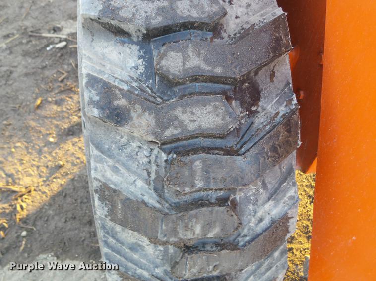 image for item DX9677 Ditch Witch 400LD wheel loader