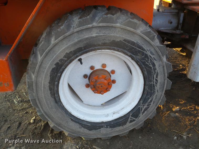 image for item DX9677 Ditch Witch 400LD wheel loader
