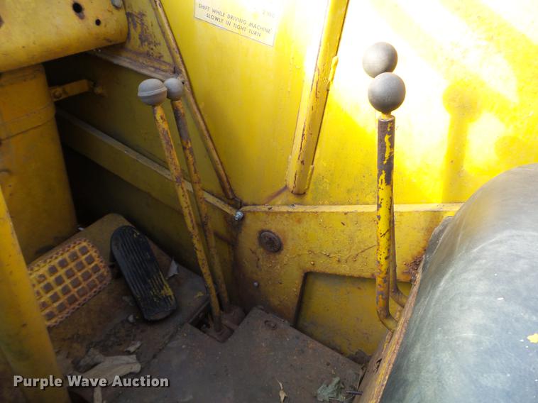 image for item DX9686 Michigan / Clark 75A wheel loader