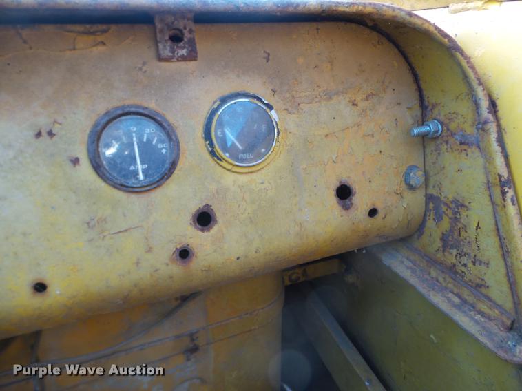 image for item DX9686 Michigan / Clark 75A wheel loader