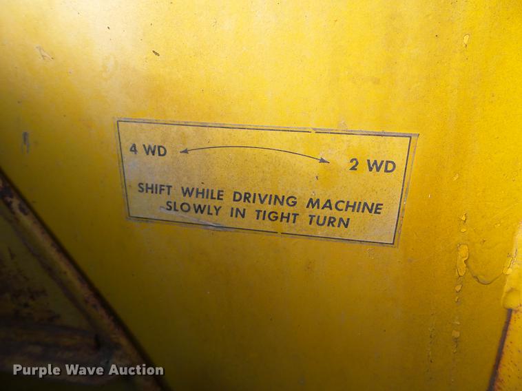 image for item DX9686 Michigan / Clark 75A wheel loader