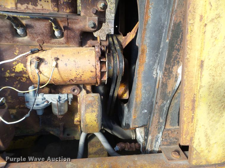 image for item DX9686 Michigan / Clark 75A wheel loader