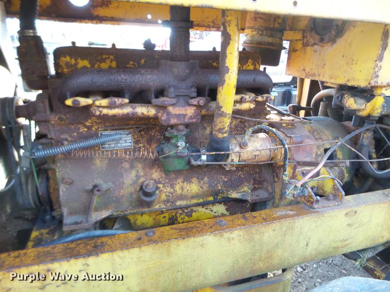 image for item DX9686 Michigan / Clark 75A wheel loader