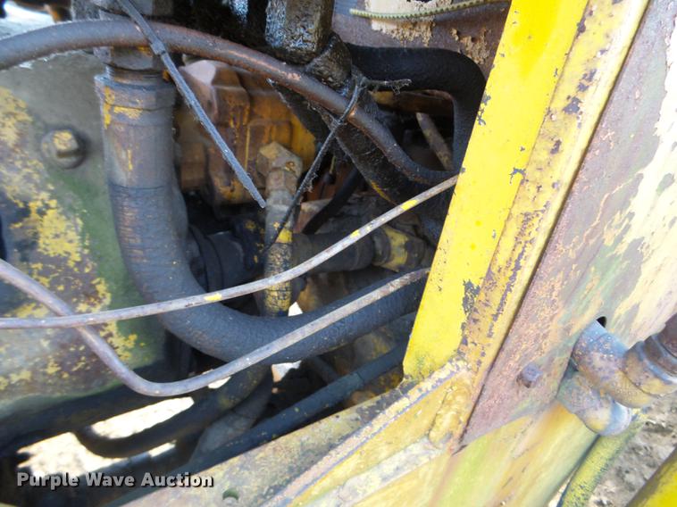 image for item DX9686 Michigan / Clark 75A wheel loader