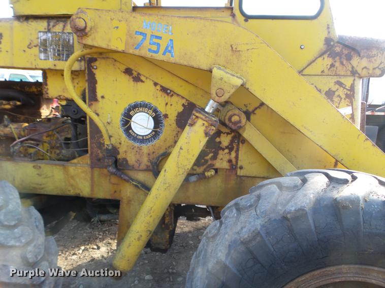 image for item DX9686 Michigan / Clark 75A wheel loader