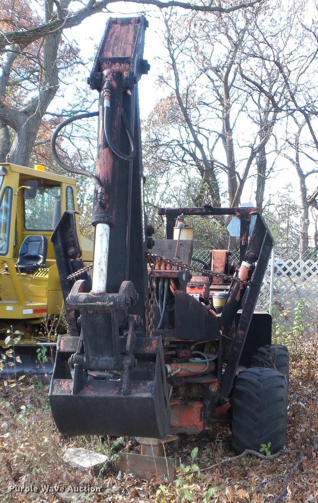 image for item DX9696 Ditch Witch R65 trencher